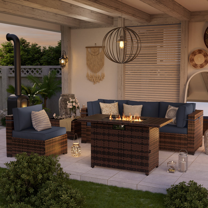 4- Person Outdoor Seating Group With Cushions, Blue