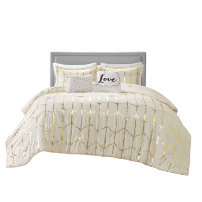 Twin/Twin Xl Comforter In With Stunning Metallic Gold Print Lustrous