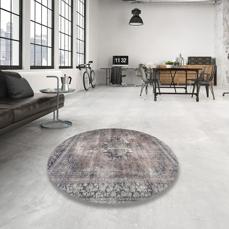 Oriental Indoor Rug, Round 7'