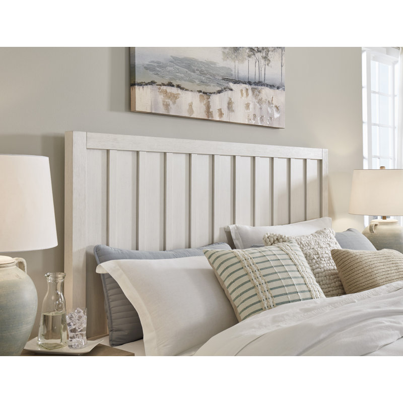 Shaybrock Panel Bed, Queen
