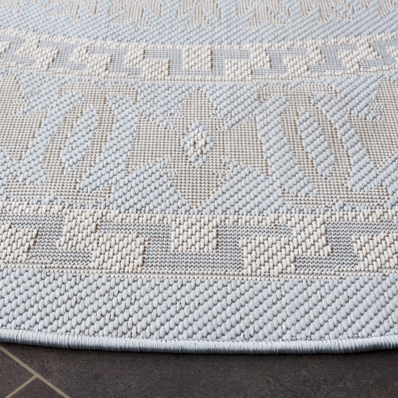 Martha Stewart Indoor Outdoor Performance Machine Washable Southwestern Indoor/Outdoor Area Rug, Round 6'7"