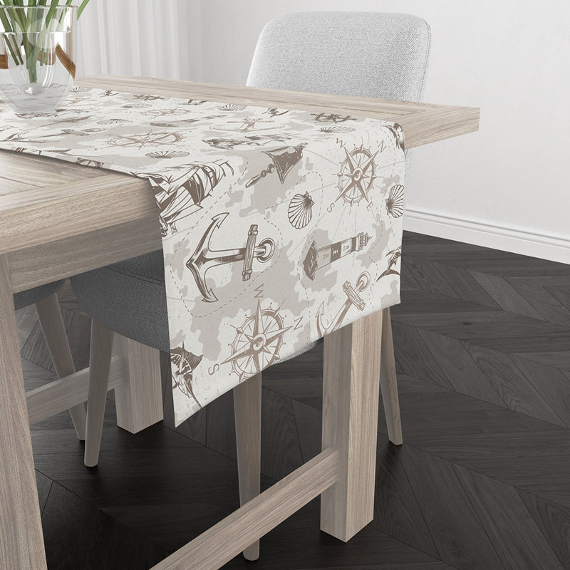 Glendo Table Runner