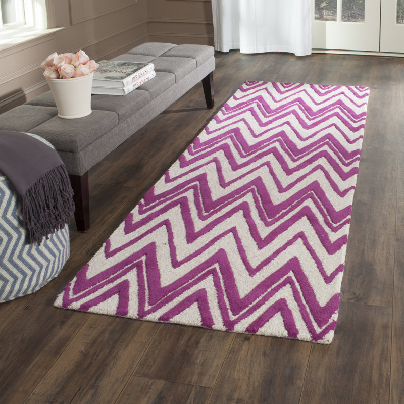 Sanyla Hand Tufted Wool Chevron Rug, Runner 2'6" x 8'