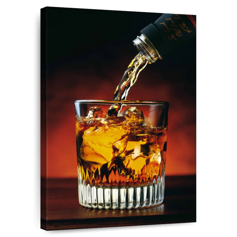 Yarlin qui coule du whisky, H 24 po x l 16 po