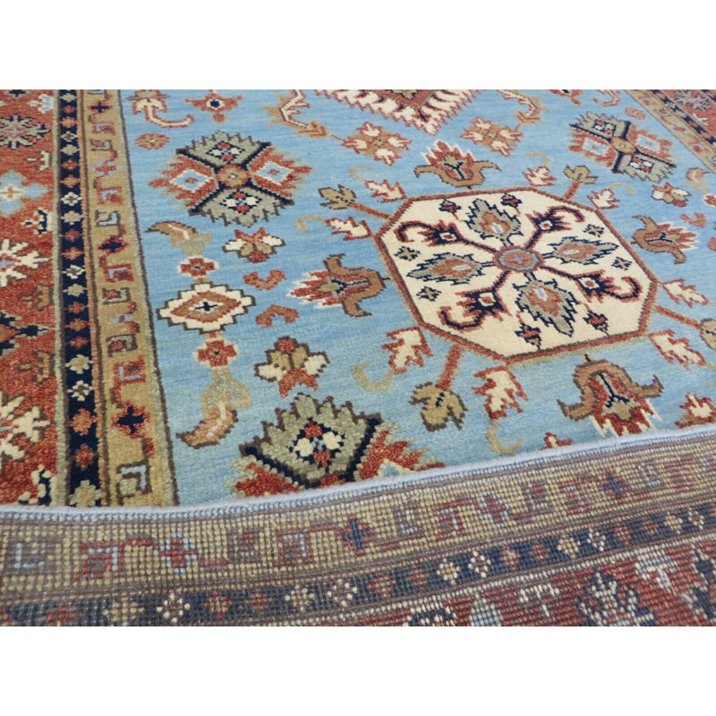 Tapis décoratif en laine de conception unique noué à la main bleu ciel 5 pi 1 po x 8 pi