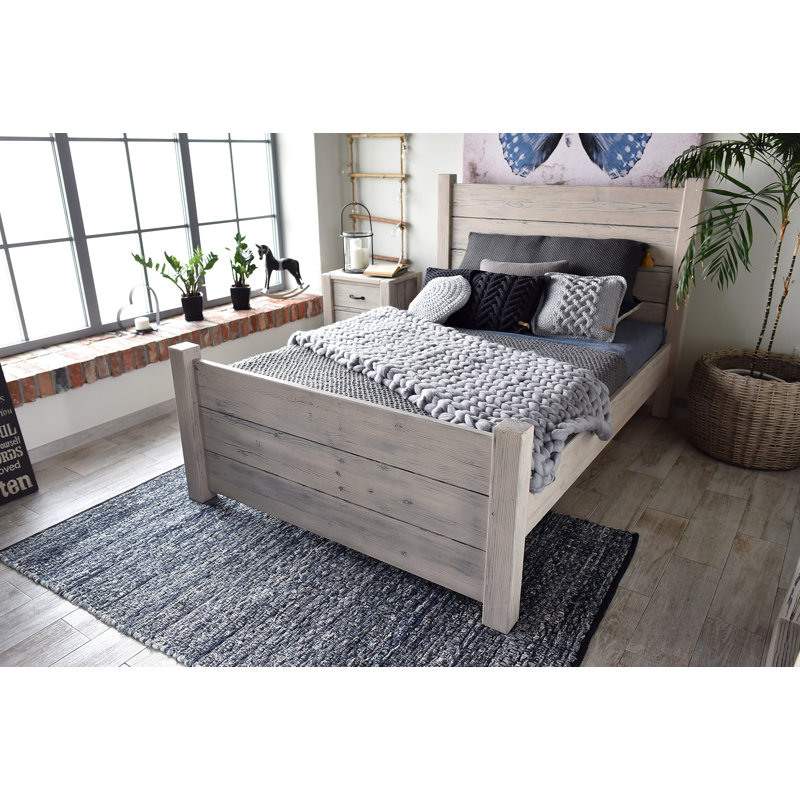 White Springs Solid Wood Bed, European Kingsize ( 160 x 200 cm )