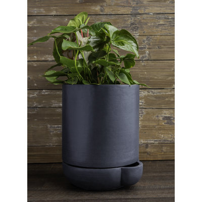 The Simple Pot Pot Planter