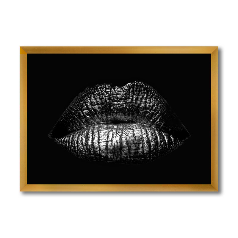 Lèvres féminines sexy dorées - photographie sur toile, H 30 po x l 40 po x 1,5 po, Cadre doré