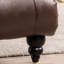 Chaise longue avec rembourrage en mousse souple et clous à bulles décoratifs-1883909128