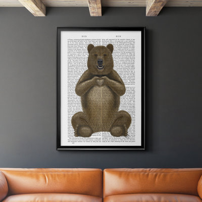 " Bear And Hand Heart "