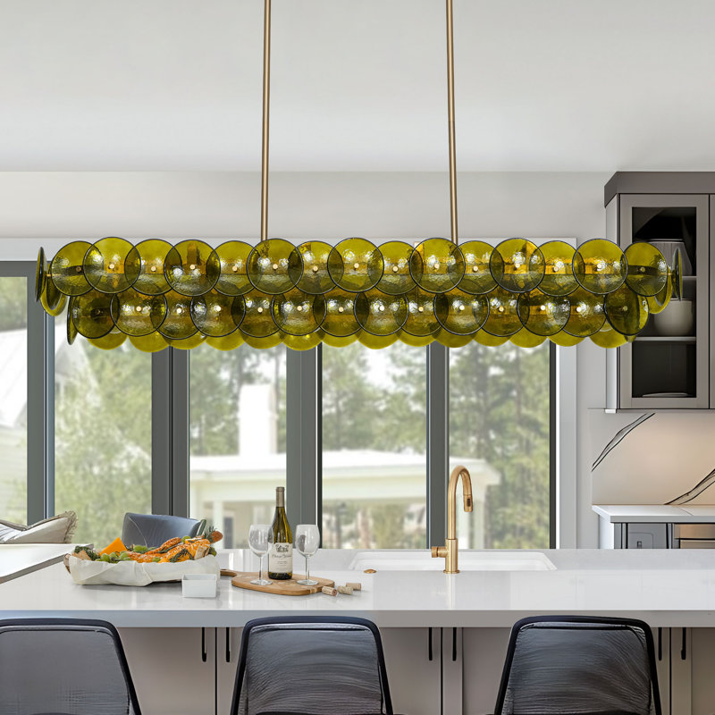 Lustre linéaire en laiton 6 lumières et îlot de cuisine 55 po avec verre vert olive martelé Aaron , Vert olive