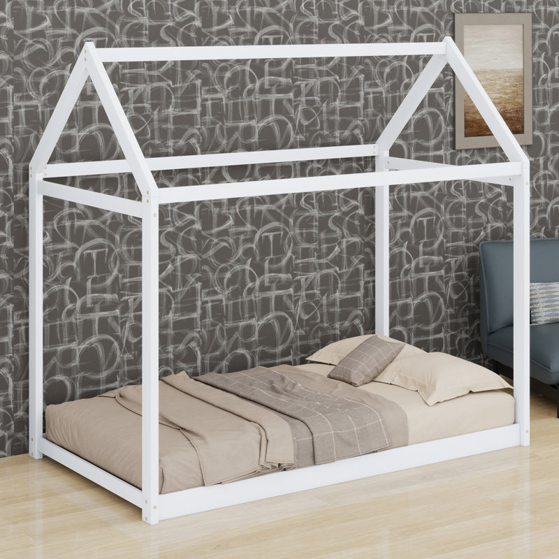 Lit maison en bois