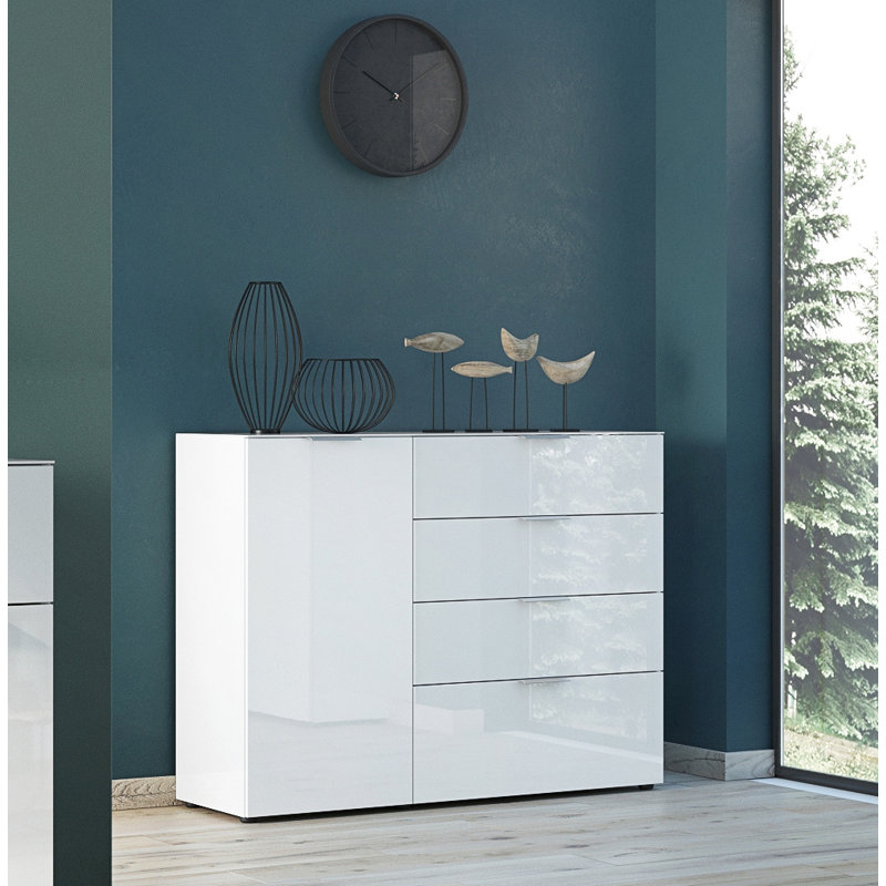 Abbygail 133.5cm Sideboard, White