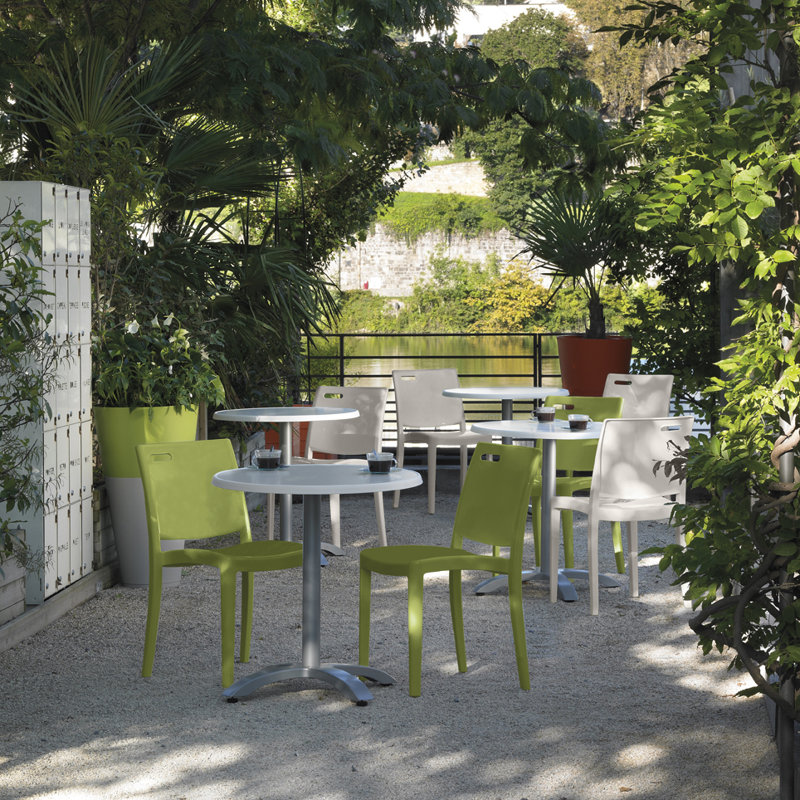 Chaise de patio empilable Metro, Vert cactus