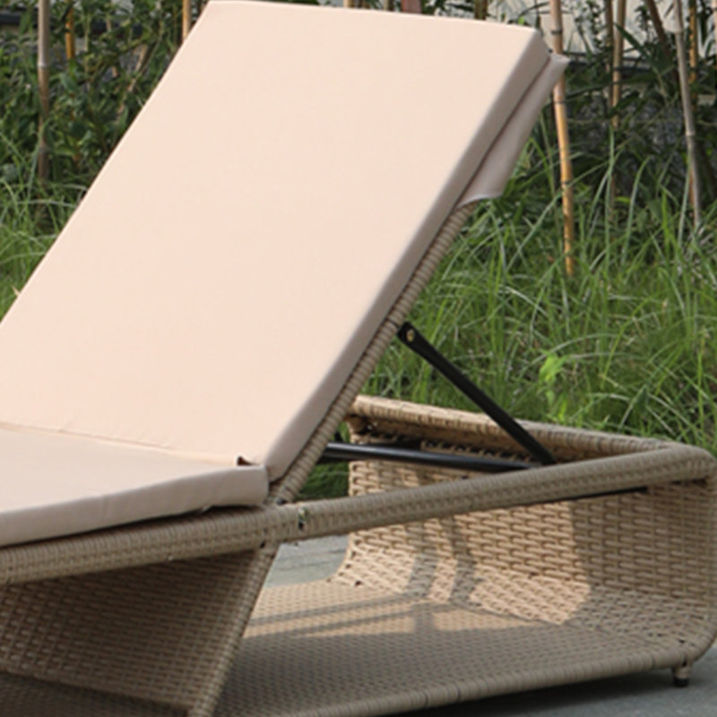 Sofica Outdoor Single chaise with Cushions