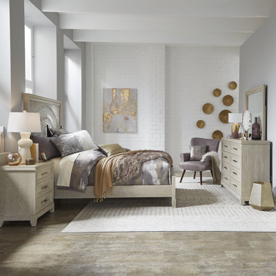 Ensemble de chambre à coucher avec lit à panneaux, commode et miroir Belmar