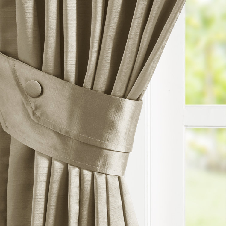 Croscill Classics Avignon 52x84 Silver Pleat Curtain Panel with Tieback (Single)