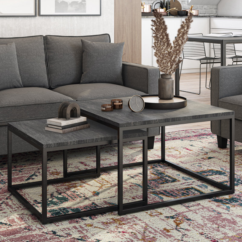 Table basse Whitsitt, Noir, noir, noir, noir
