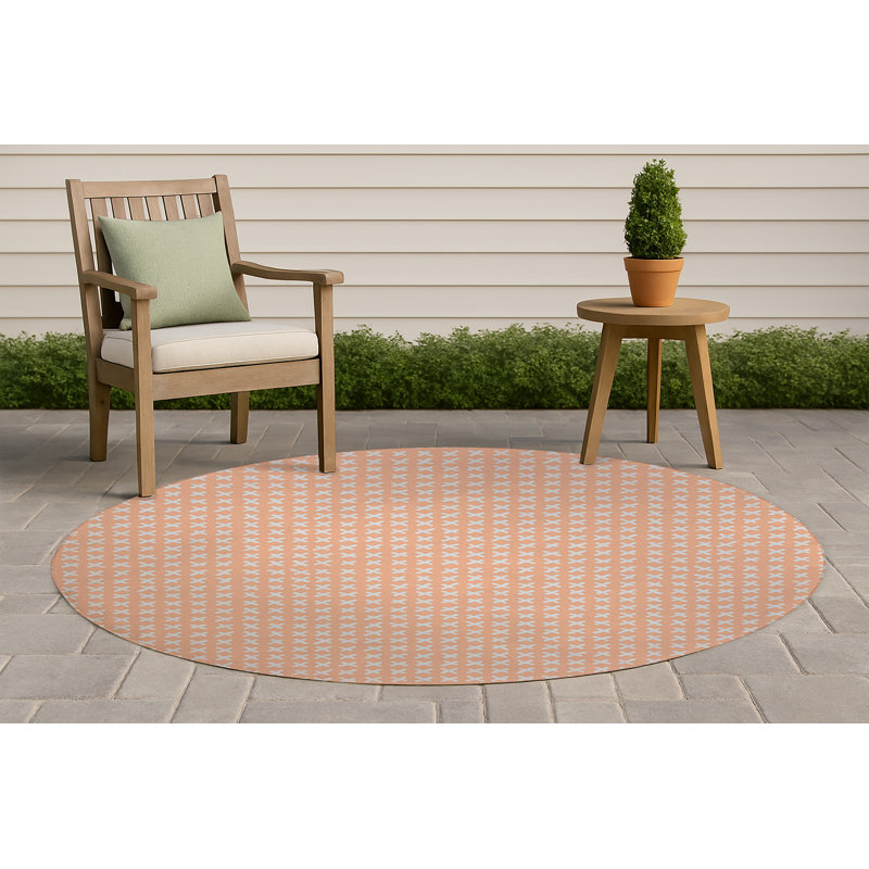 Cross Non-Slip Outdoor Rug, Round 5'