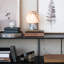 Lampe en verre monochrome et mystique