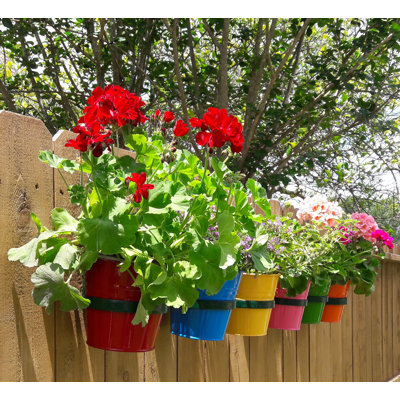 Ensemble de deux pots à fleurs en acier émaillé Serra avec support en fer Serra