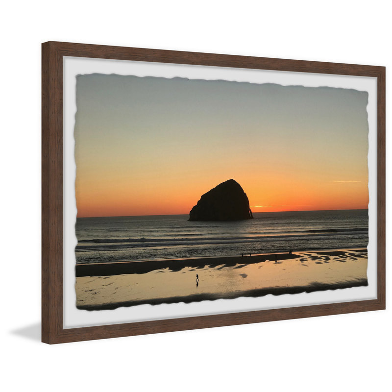 «Dawn Be derrière the Rock» par Marmont Hill - reproduction d'art sur papier encadrée, H 24 po x l 36 po x 1,5 po