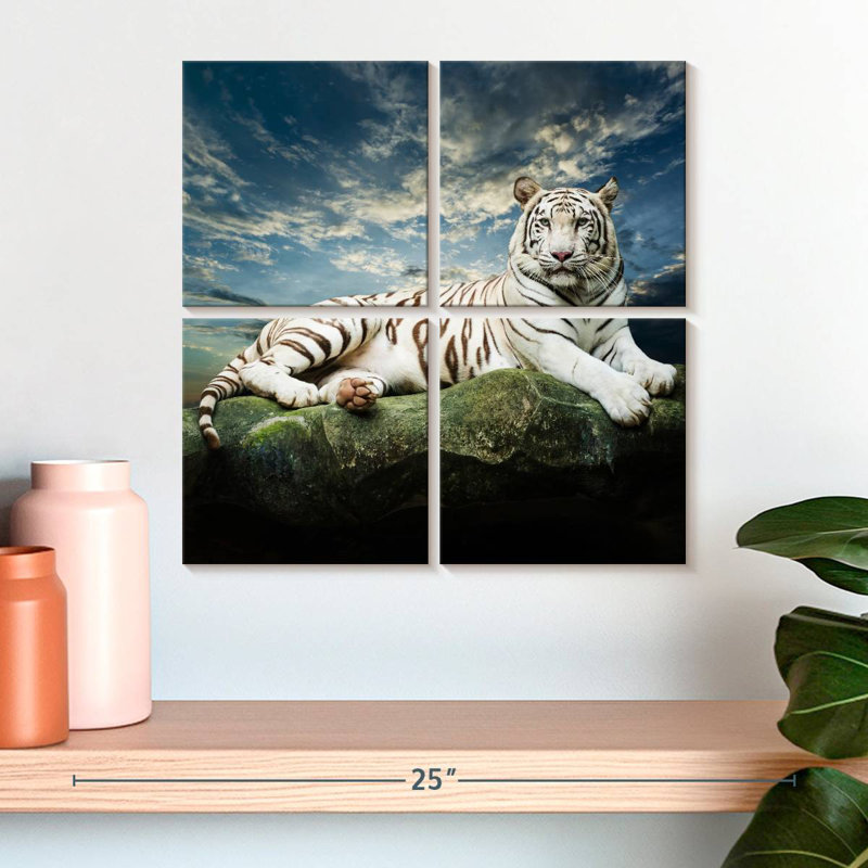 Tigre blanc Brampt, H 18 po x l 18 po