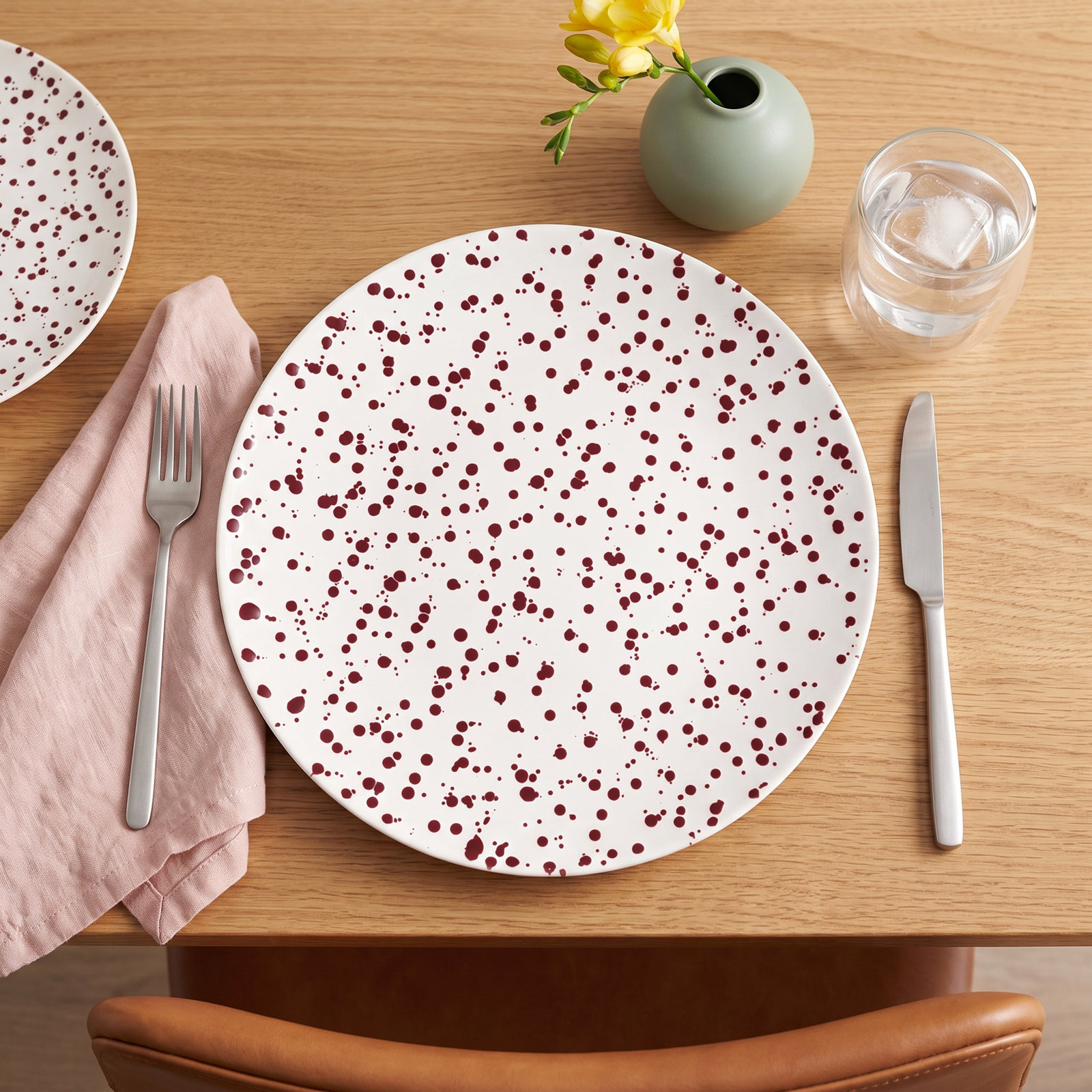 Year & Day 14" Plate, Red