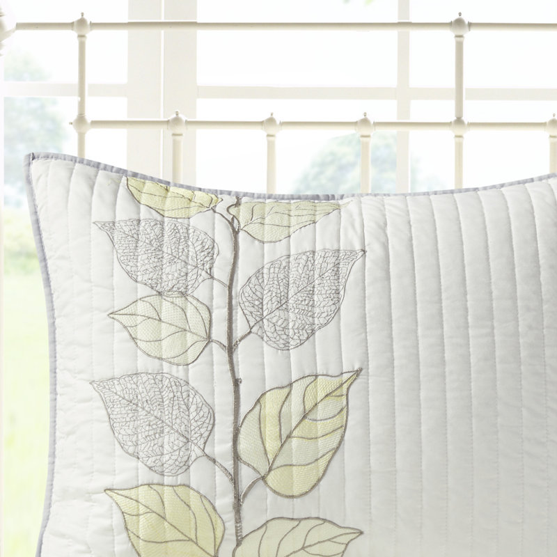 Yellow Reversible Embroidered Microfiber Full Quilt Set