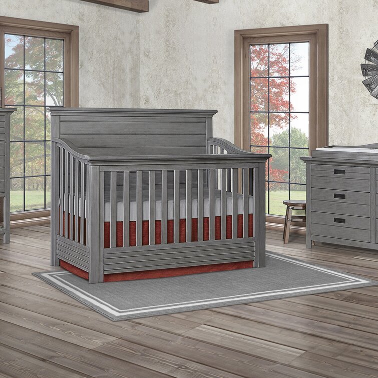 Waverly 4-in- 1 Convertible Crib