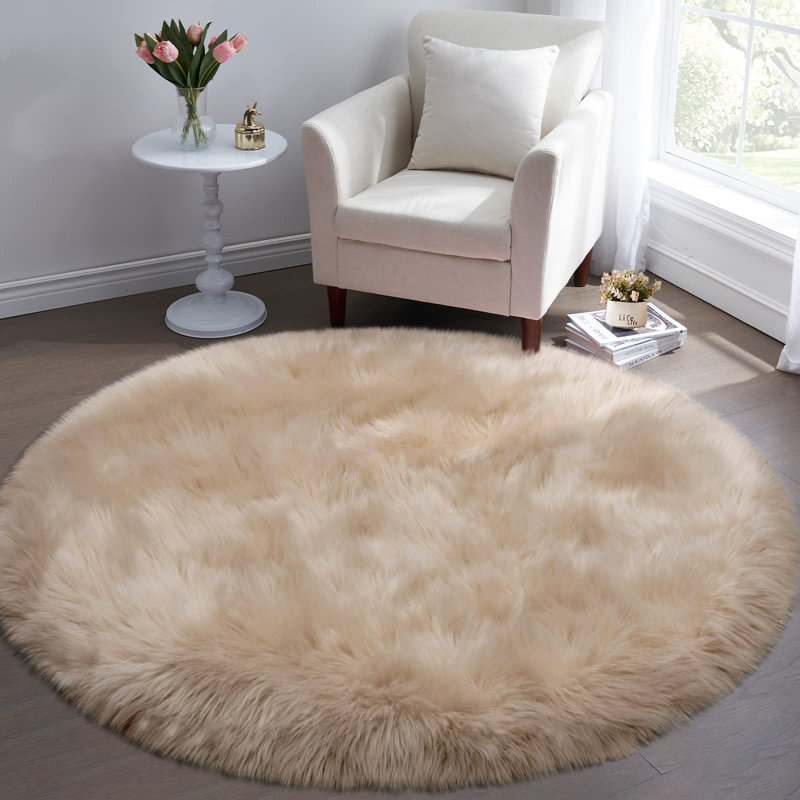 Marciana Faux Sheepskin Indoor Rug, Round 8'