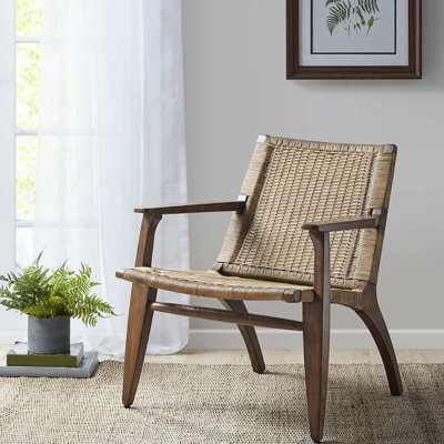 Fauteuil d'appoint, structure et pieds en bois, entièrement assemblé, sans coussins, accoudoirs encastrés, dossier de siège d'apparence naturelle, ensemble, accoudoirs, pieds naturels