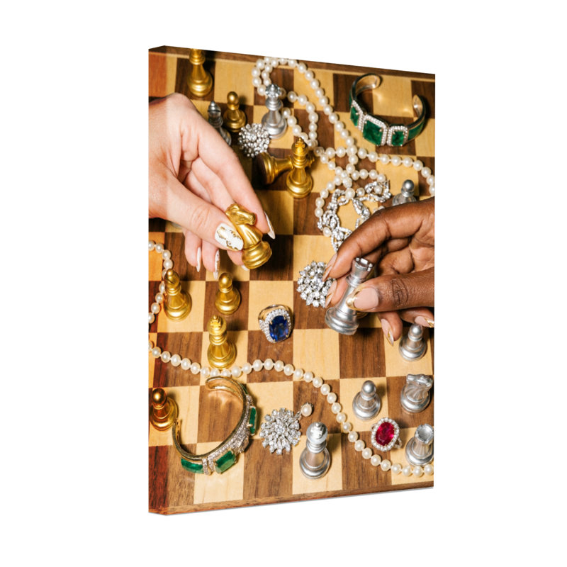 Abstrait échiquier, mains de bijoux jouant, H 30 po x l 20 po