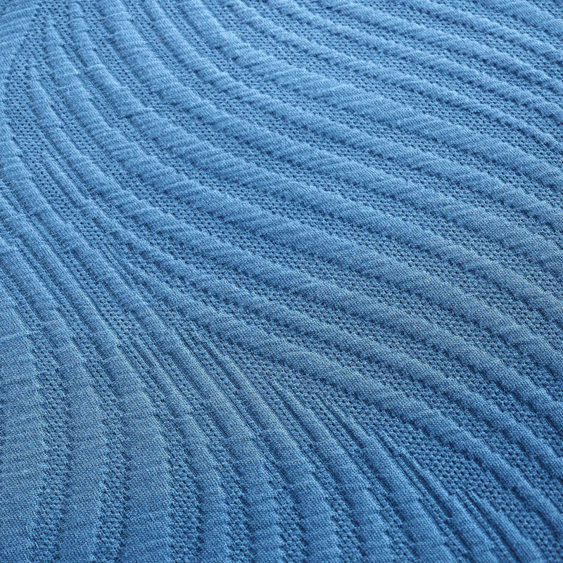 Couvre-lit toutes saisons avec taies décoratives en coton à motif de vagues de trois articles Superior, Bleu denim