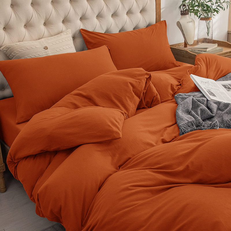 Luxury 4-Piece Microfiber Duvet Cover Complete Set, Rust, Super King Duvet Cover + 3 Additional Pieces