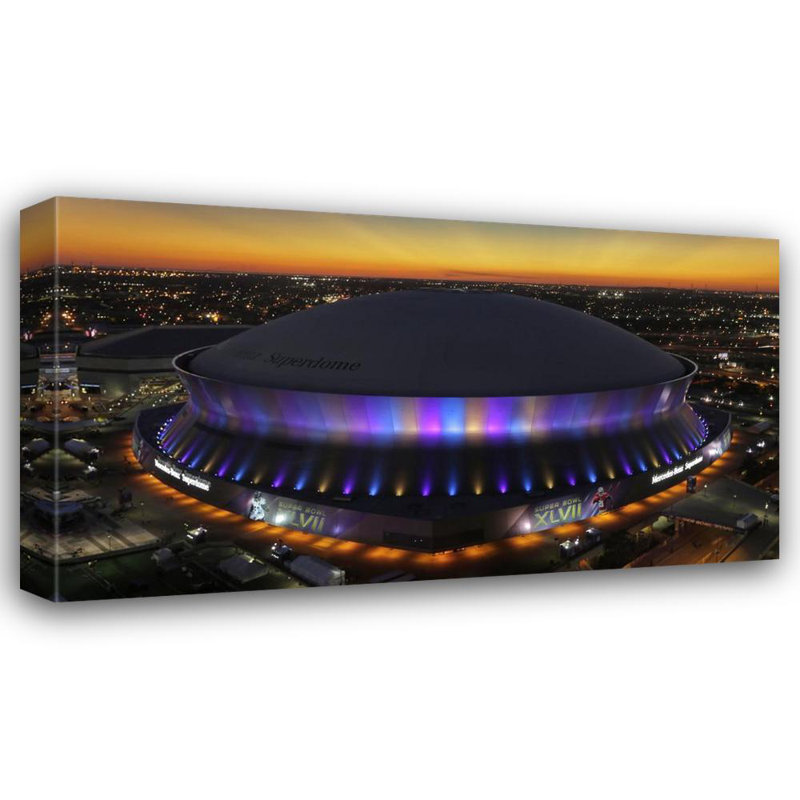 Mercedes Superdome, H 27 po x l 48 po
