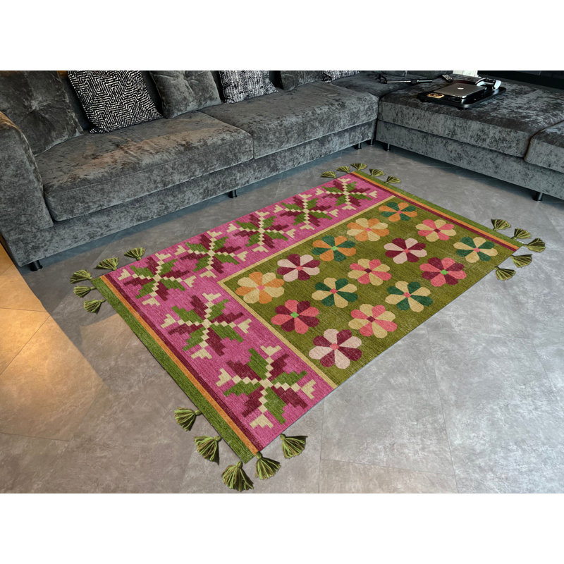 Tapis tissé à franges vert et rose, Rectangle 4 pi 11,06 po x 7 pi 6,55 po