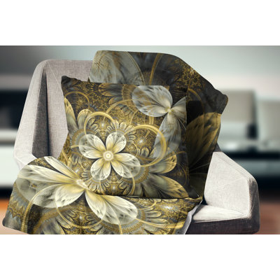 Coussin décoratif à motif floral et fleurs jaunes fractales