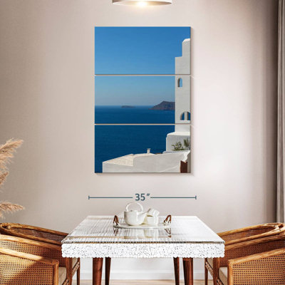 Masam Santorini And The Mediterranean