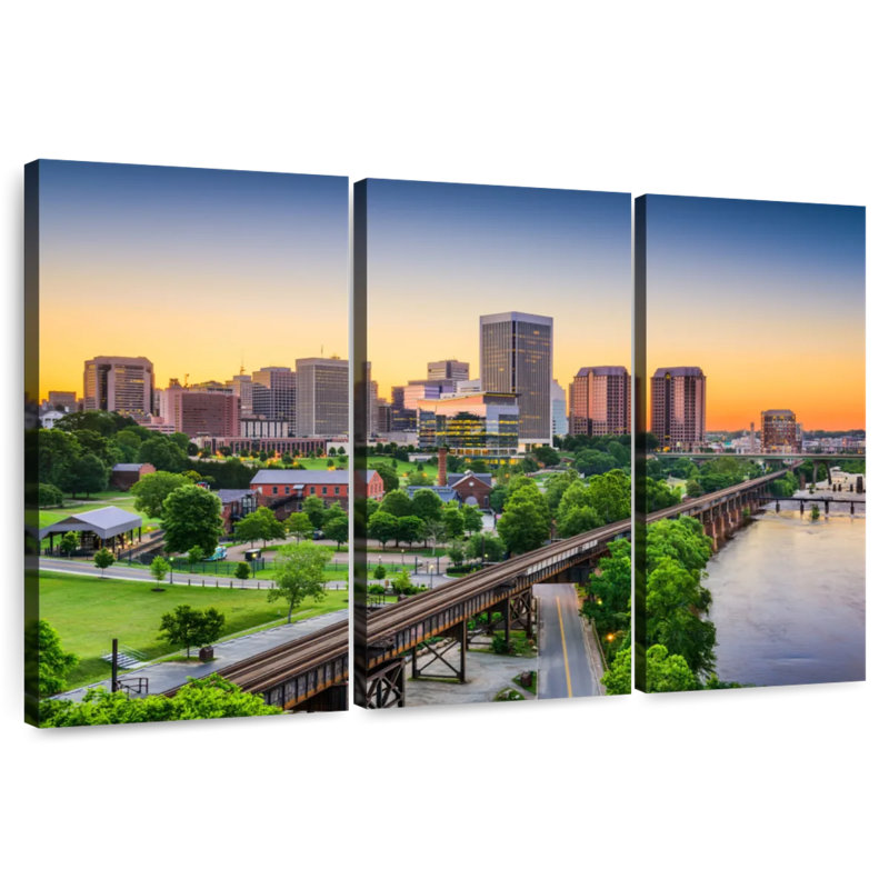 Senne Richmond, 20" H x 33" W