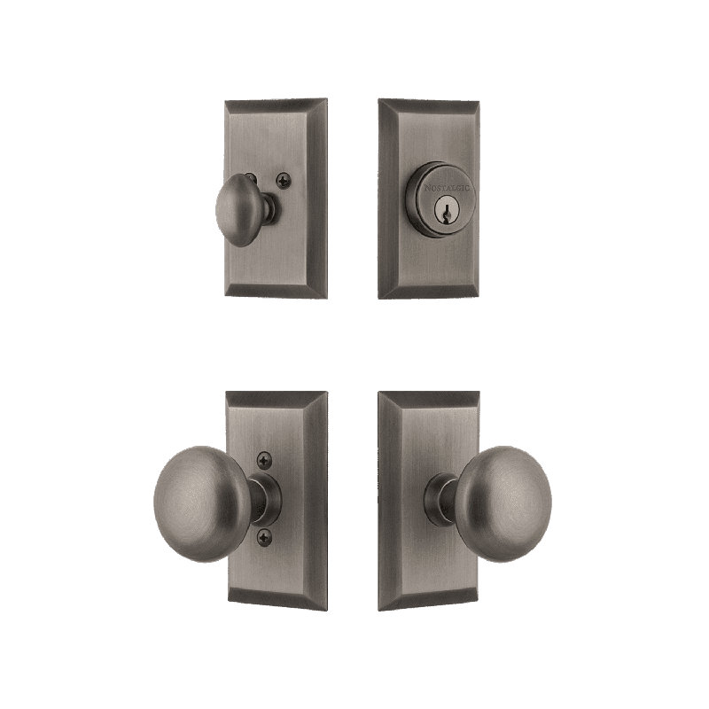 Nostalgic Warehouse Studio Entry Set with New York Knob, Antique Pewter