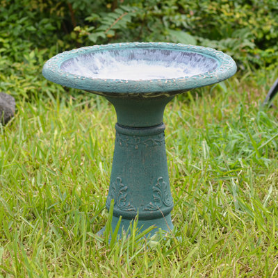 Bain d'oiseaux en pierre Deerdre