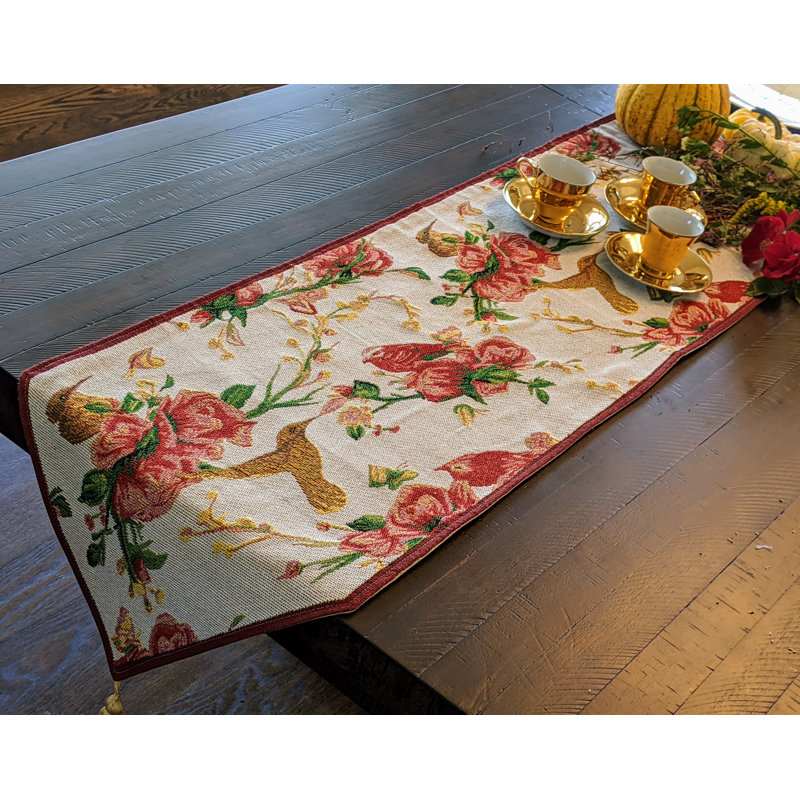Chemin de table à motif floral rouge roses et oiseaux Bagby, l 13 po x L 54 po