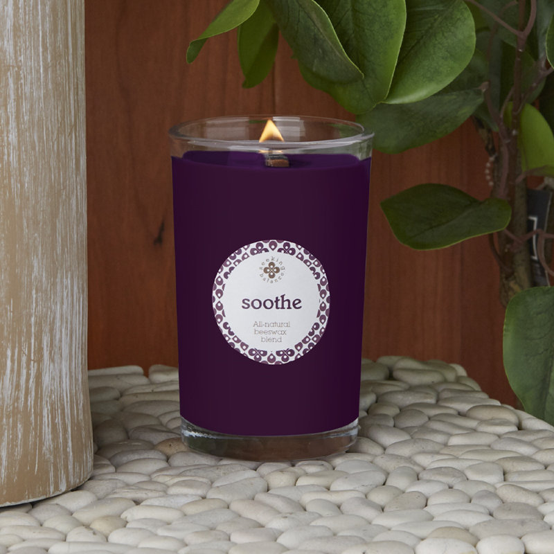 Bougie parfumée Soothe Bay Leaf & Birch, H 4 po x l 2,8 po x P 2,8 po