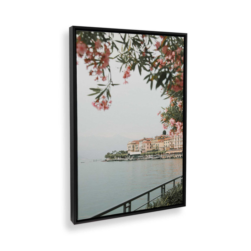 Impression sur toile roulée Scenic Blossoms, H 12,75 po x l 8,75 po x P 1,75 po, Cadre flottant noir satiné