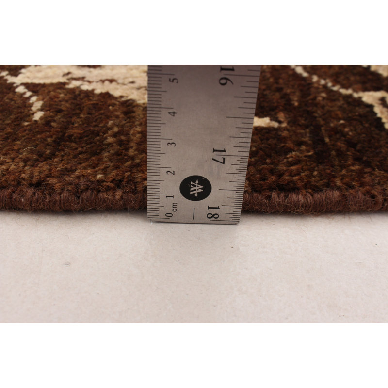 Tapis brun foncé Finest Peshawar Ziegler 4 pi 0 po x 5 pi 10 po