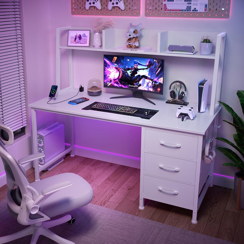 Table d'ordinateur de bureau moderne de 47 pouces avec 3 tiroirs de rangement et prise de courant, Blanc