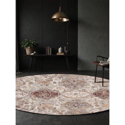 Tapis gris soyeux et moelleux