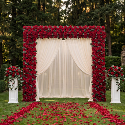 18 x 8 x 4 po. Paquet de 6 rangées de roses rouges en soie artificielle avec verdure d'eucalyptus, guirlandes de roses artificielles pour centre de table