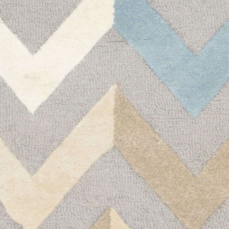 Ivory and Gray Hand-Tufted Wool Chevron Area Rug